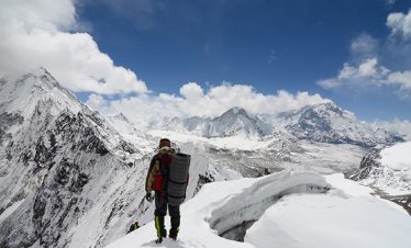 Makalu to Ama Lapcha-La Pass Trek