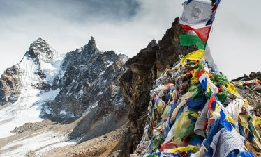 Renjo La Pass Trek