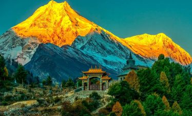 Manaslu Circuit Trek